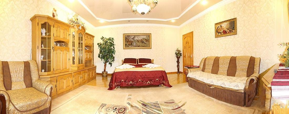 Садиба "Вояж" Kolomiya Ngoại thất bức ảnh